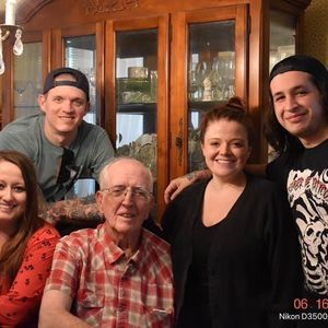 Meet your Posher, Thea